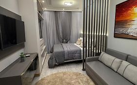 Apartment 403 Withoeft